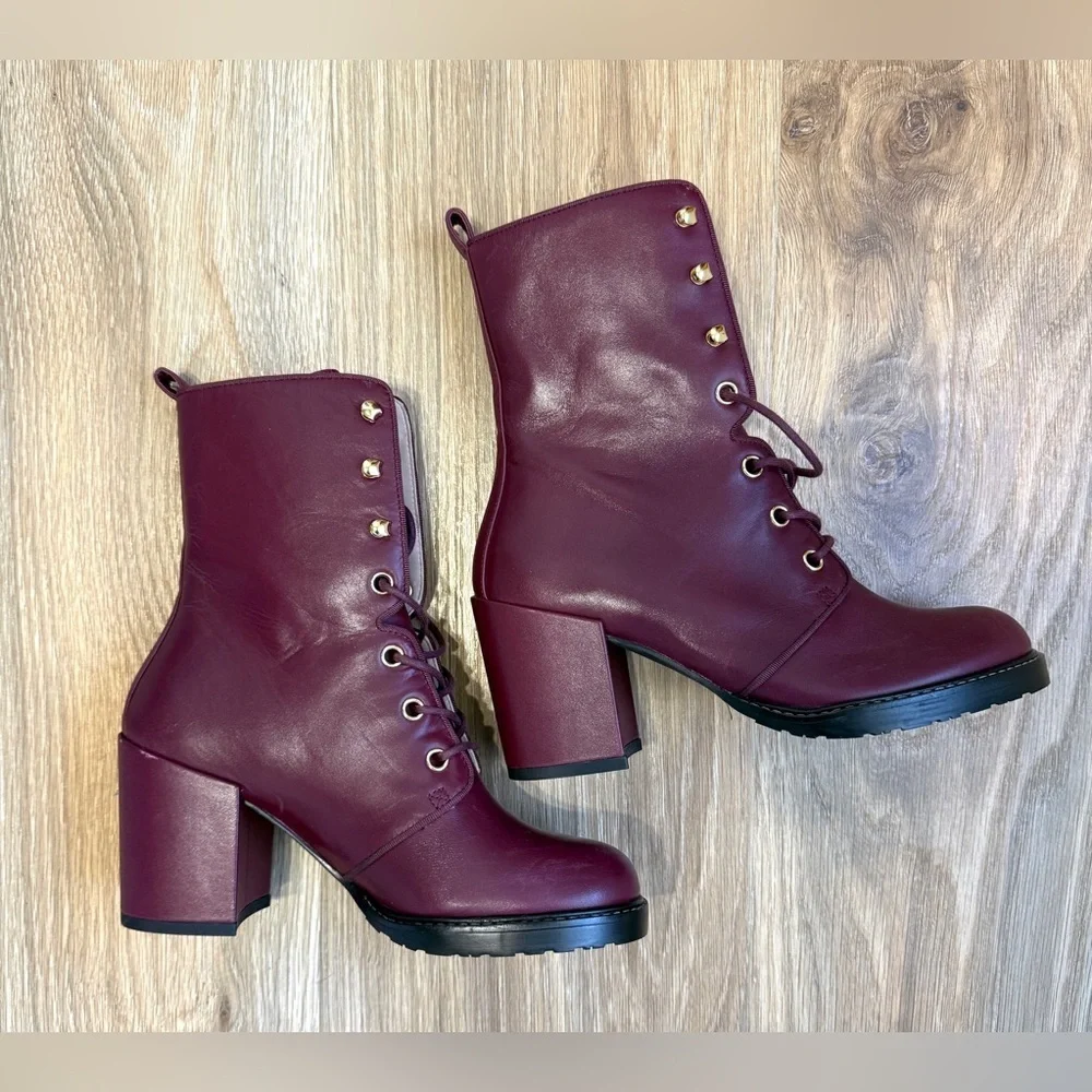 Stuart Weitzman Cranberry Leather Lace-Up Block Heel Boots Size 6.5 NWOB